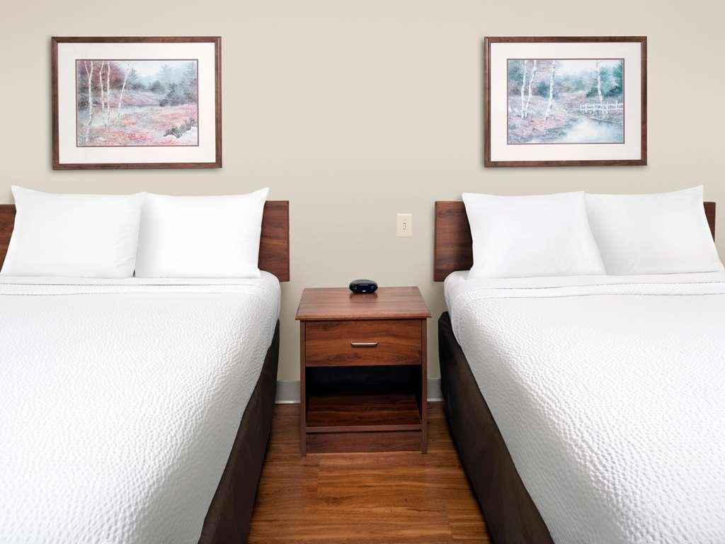 Extended Stay America Select Suites - Akron - South 포티지 레이크 객실 사진