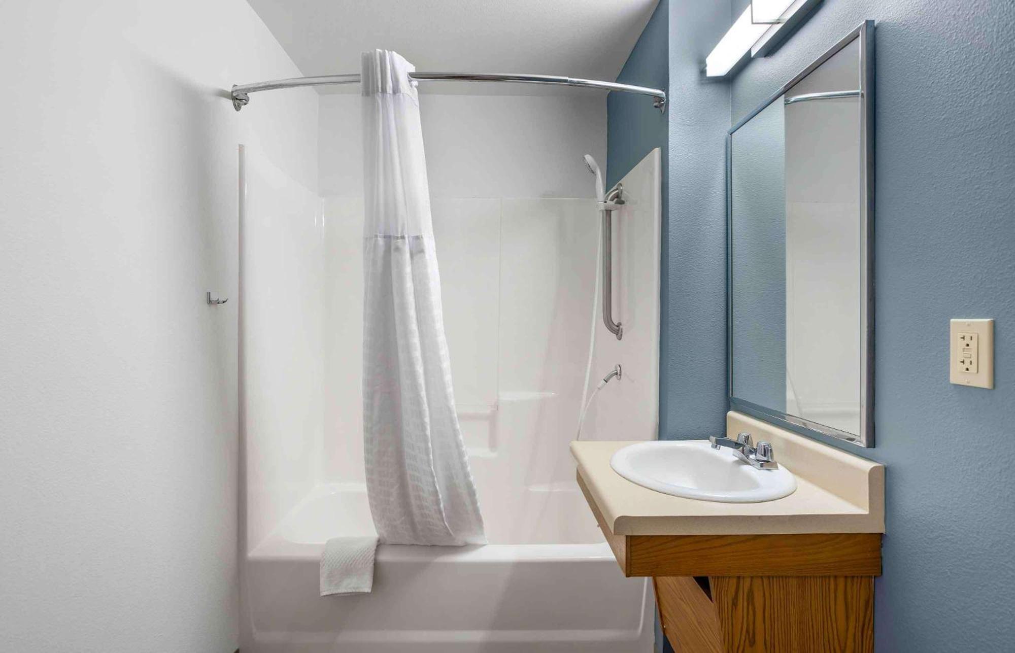Extended Stay America Select Suites - Akron - South 포티지 레이크 외부 사진