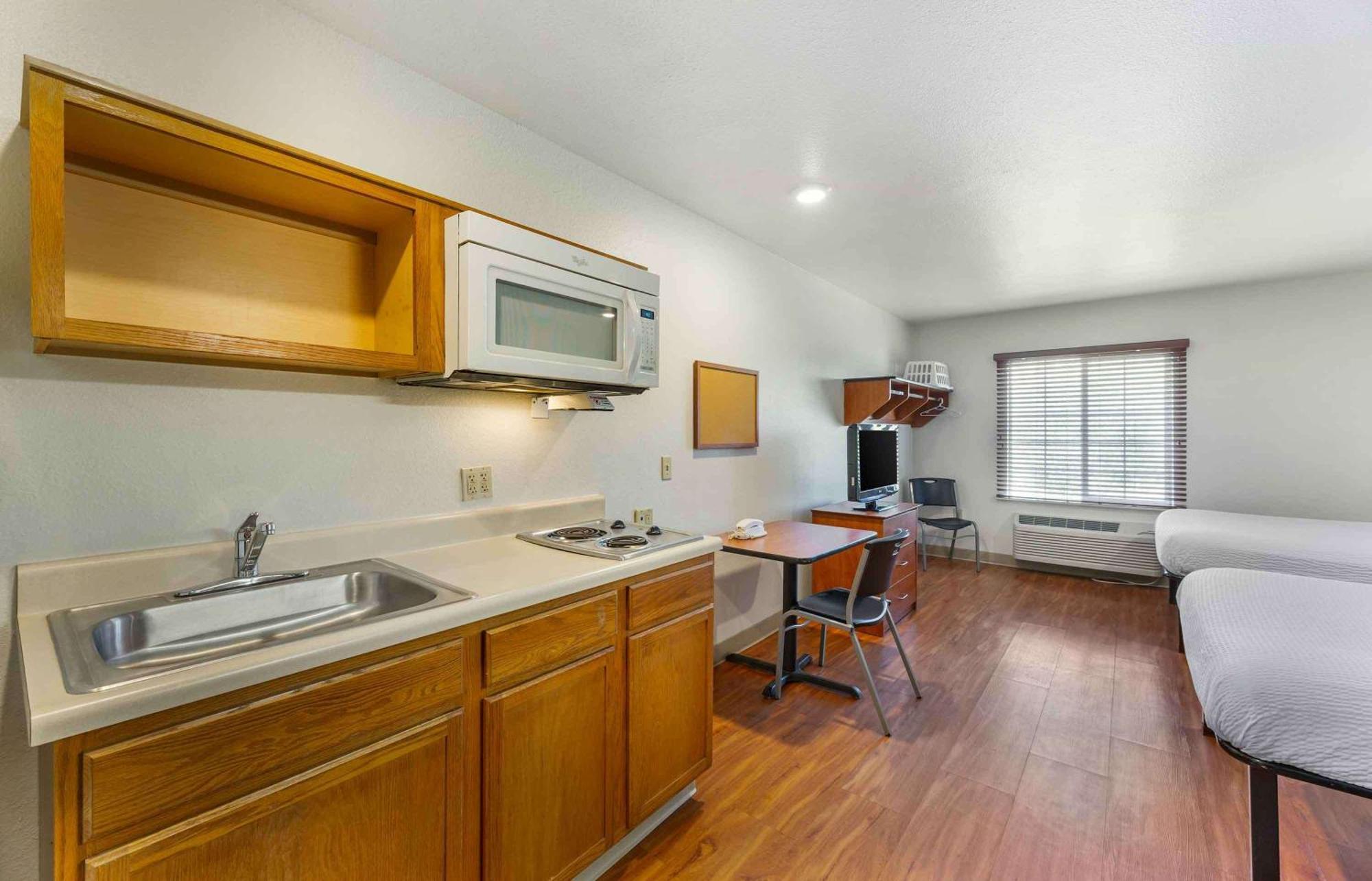 Extended Stay America Select Suites - Akron - South 포티지 레이크 외부 사진